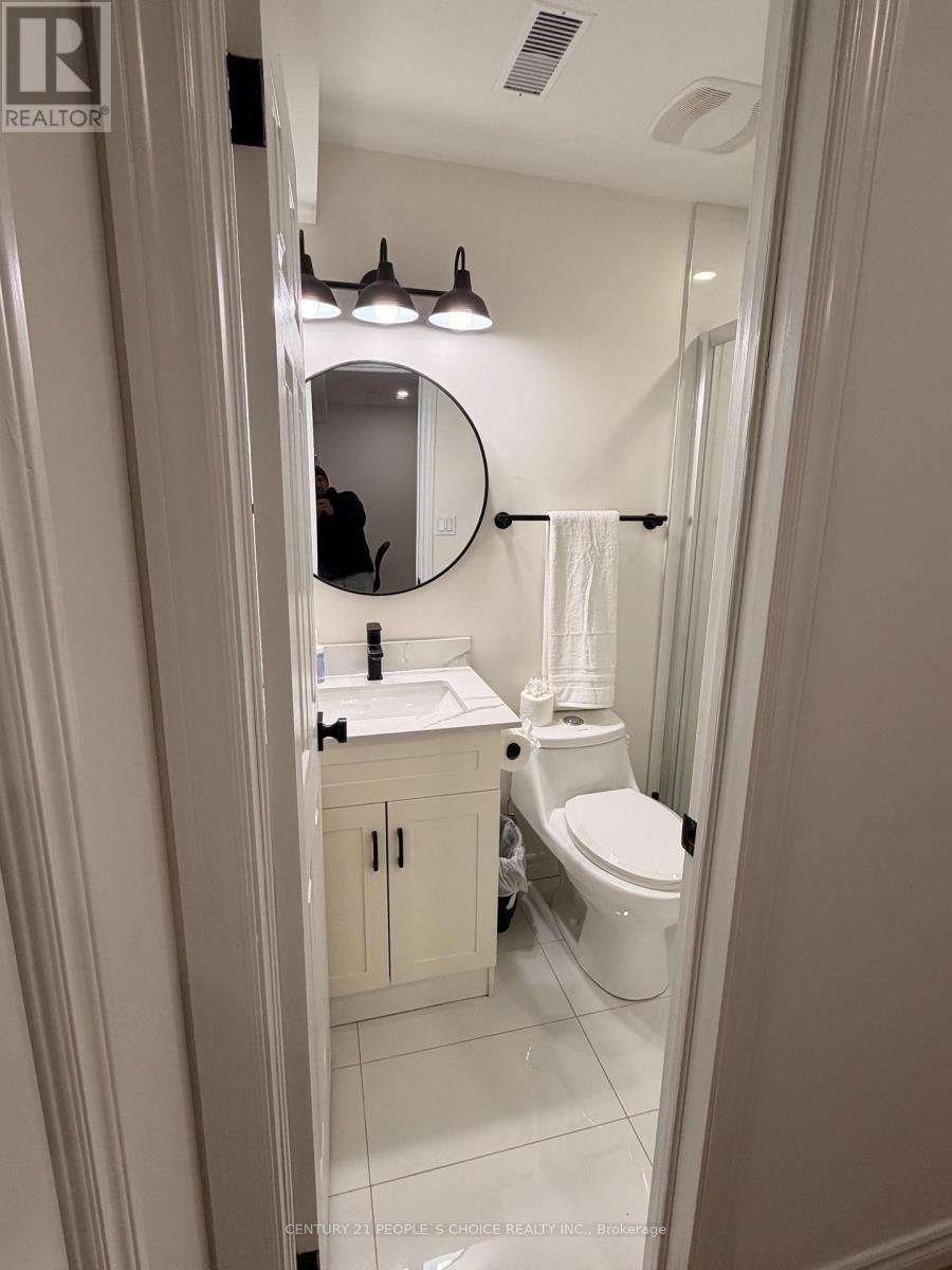 Bsmt - 43 Bordeaux Circuit, Toronto, Ontario  M9V 4Y9 - Photo 8 - W12906100