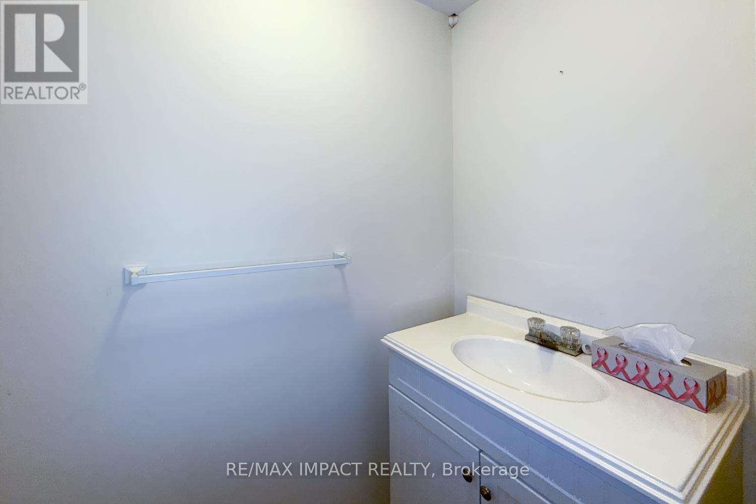 672 Galahad Drive, Oshawa, Ontario  L1K 1M2 - Photo 39 - E12924634