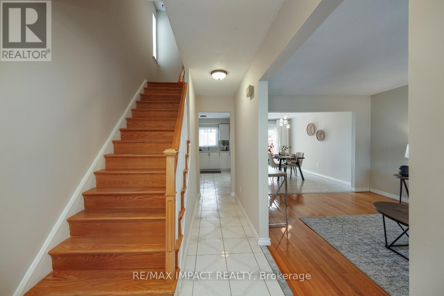 672 Galahad Drive, Oshawa, Ontario  L1K 1M2 - Photo 6 - E12924634