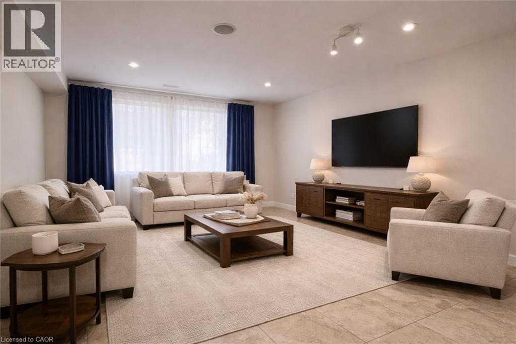 264 Fischer-Hallman Road Unit# Lower, Kitchener, Ontario  N2M 4X7 - Photo 2 - 40813432