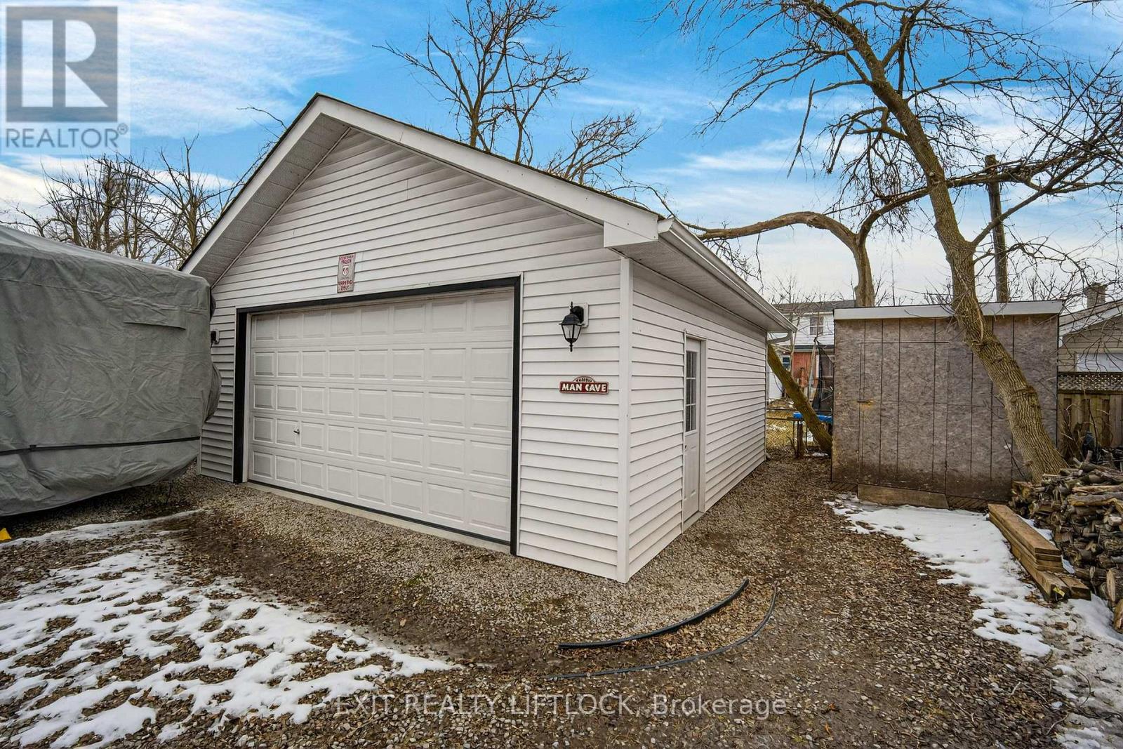 709 Orpington Road, Peterborough, Ontario  K9J 4A5 - Photo 2 - X12924688