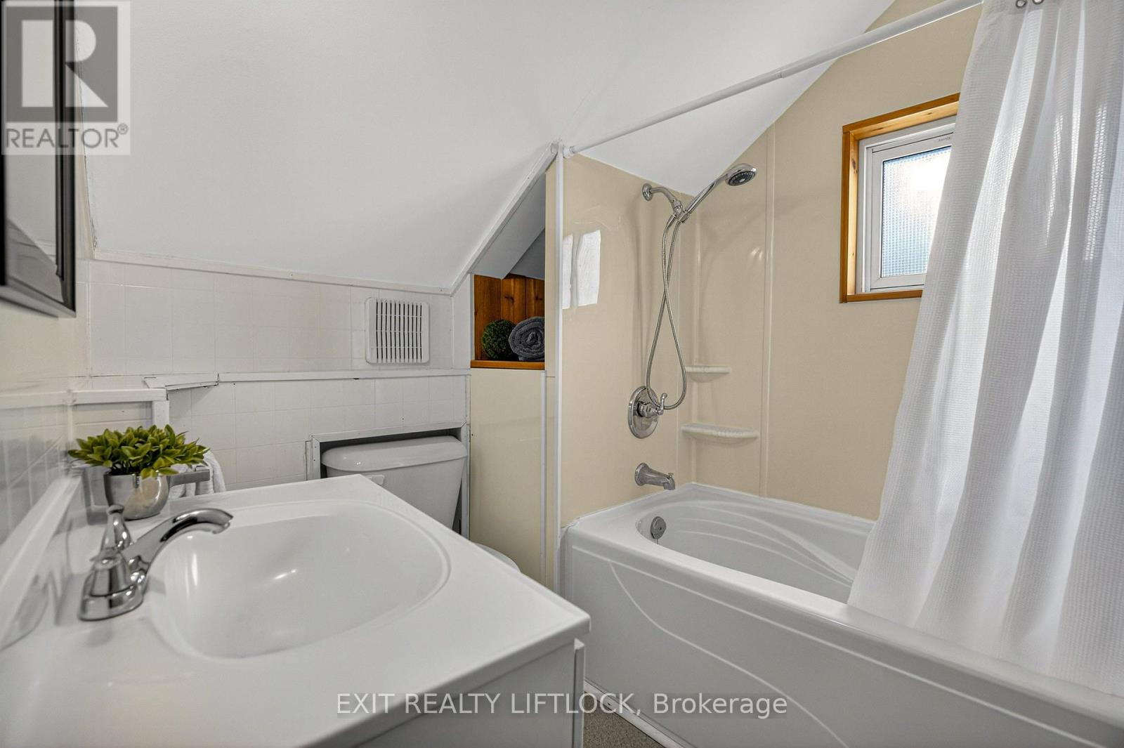 709 Orpington Road, Peterborough, Ontario  K9J 4A5 - Photo 20 - X12924688