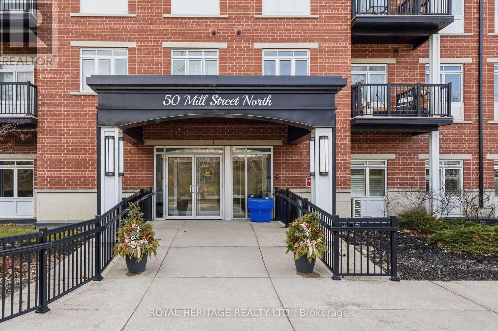 211 - 50 Mill Street N, Port Hope, Ontario  L1A 2T1 - Photo 2 - X12924722