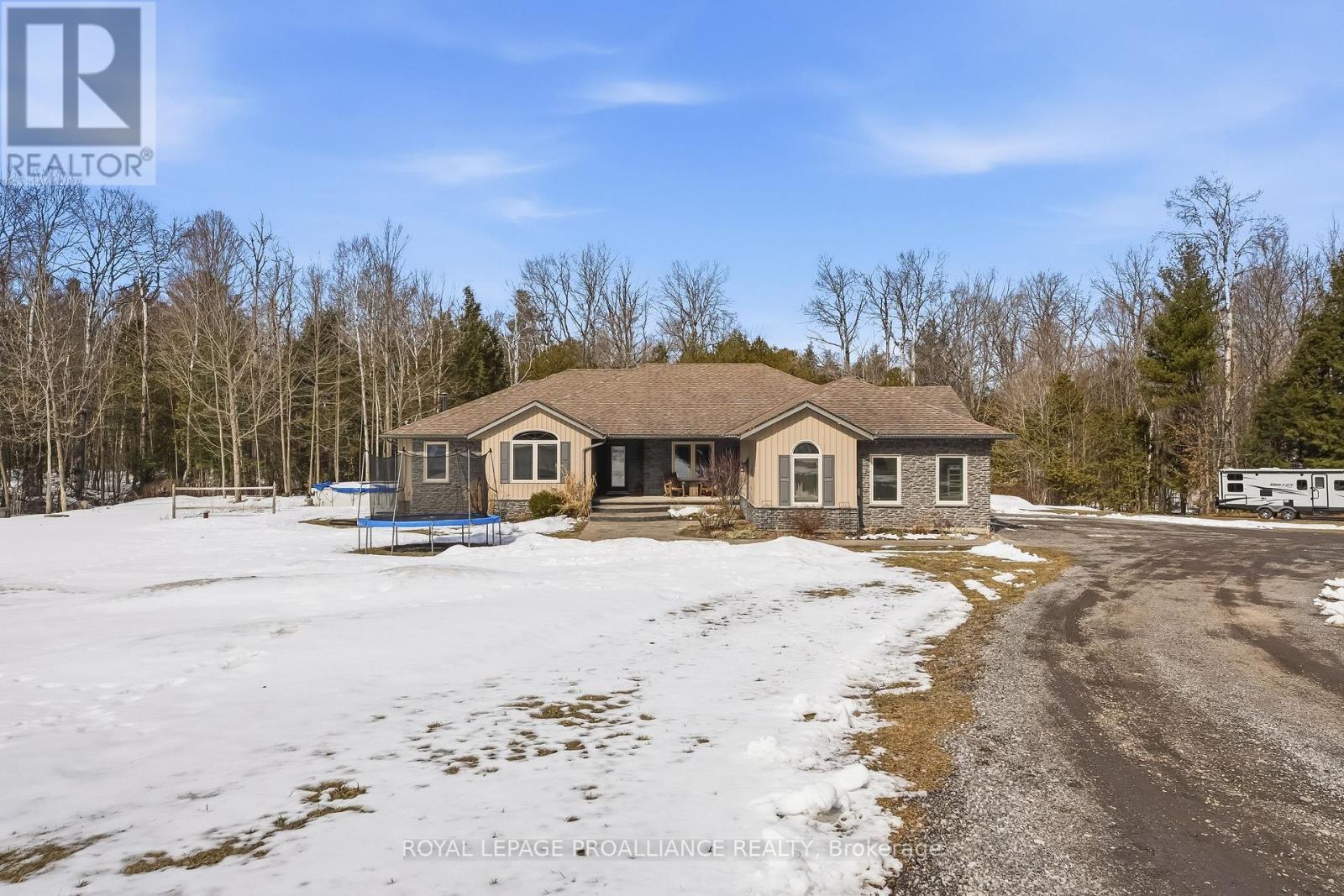 42 Nichols Road, Quinte West, Ontario  K0K 1H0 - Photo 1 - X12924822
