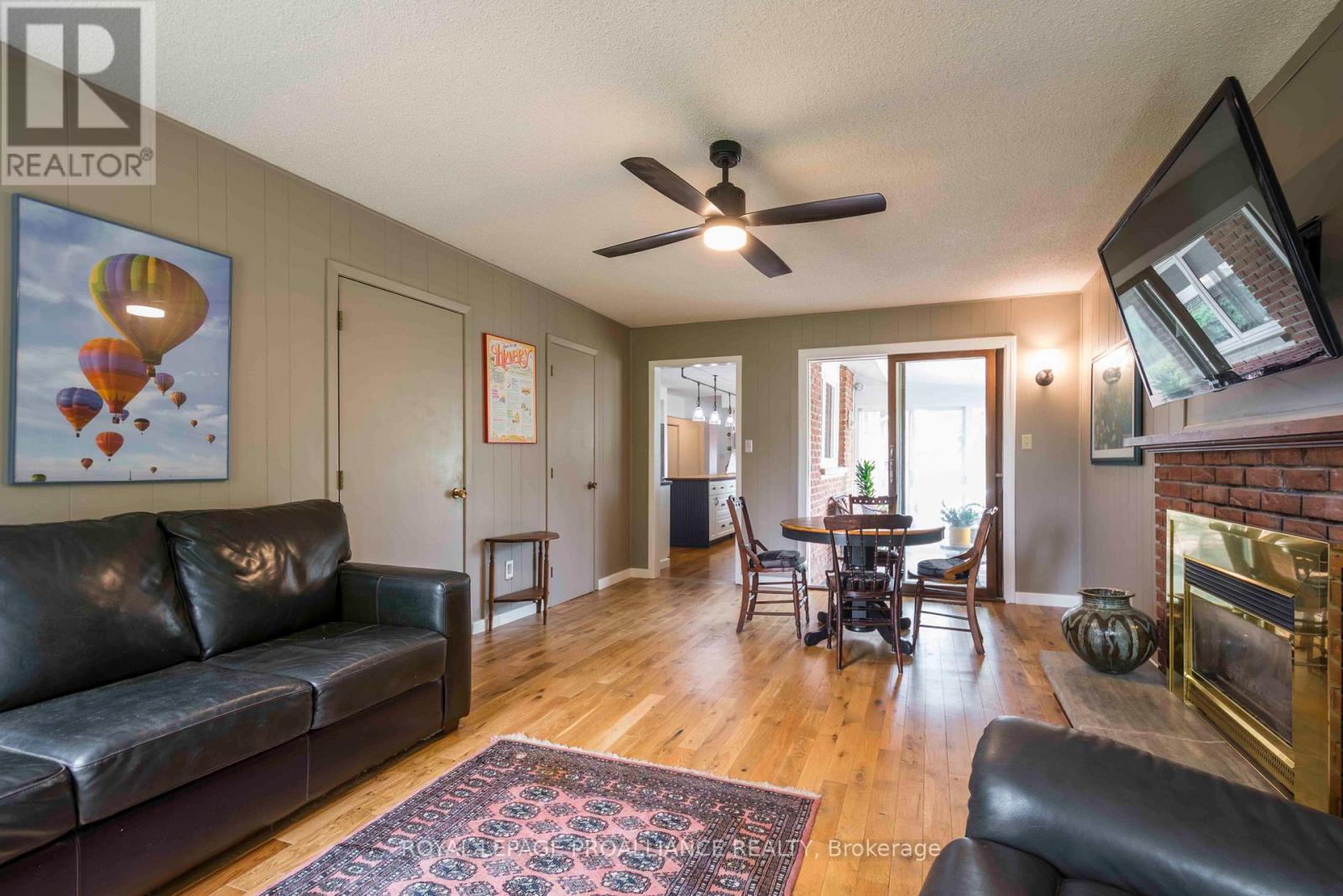 Lorem Ipsum Dolo, Quinte West, Ontario  K8R  - Photo 11 - DEMO29520421