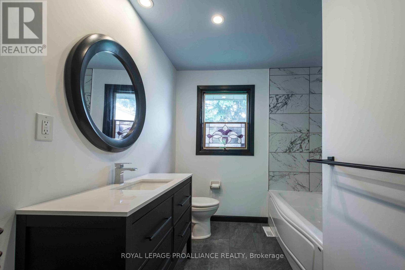 Lorem Ipsum Dolo, Quinte West, Ontario  K8R  - Photo 17 - DEMO29520421