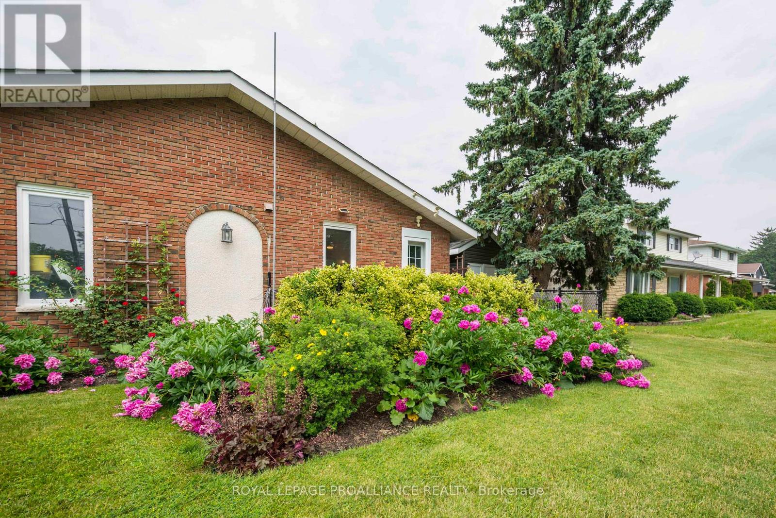 Lorem Ipsum Dolo, Quinte West, Ontario  K8R  - Photo 23 - DEMO29520421