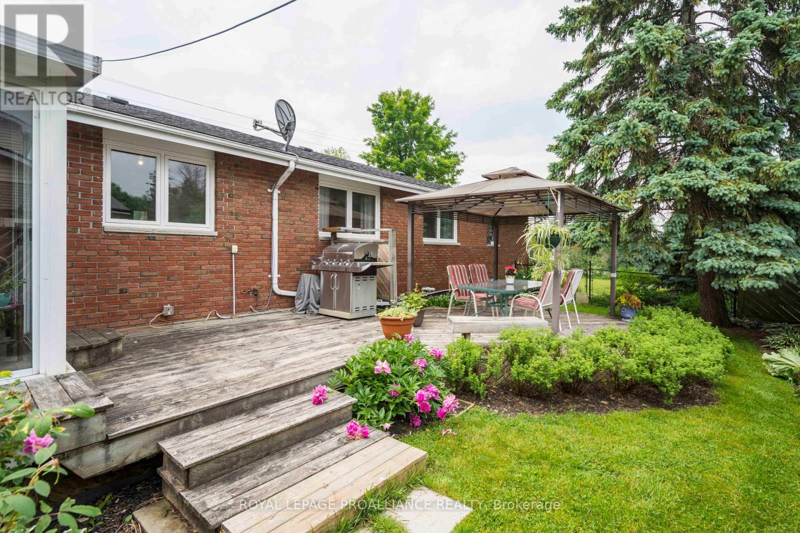 Lorem Ipsum Dolo, Quinte West, Ontario  K8R  - Photo 27 - DEMO29520421