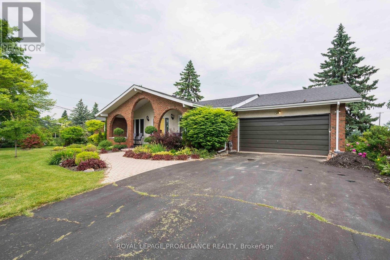 Lorem Ipsum Dolo, Quinte West, Ontario  K8R  - Photo 33 - DEMO29520421