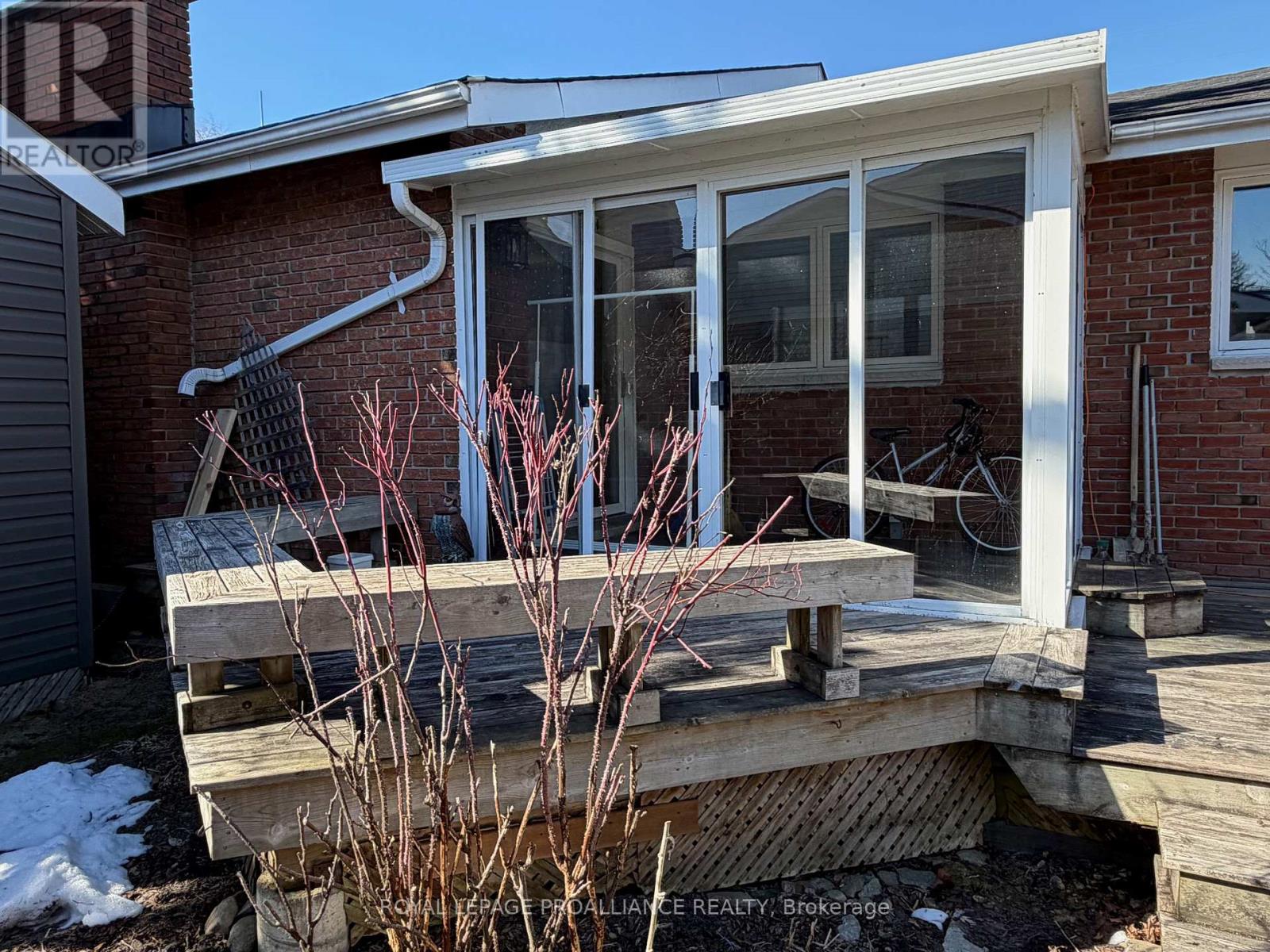 12 Montrose Road, Quinte West, Ontario  K8R 1A3 - Photo 37 - X12924904