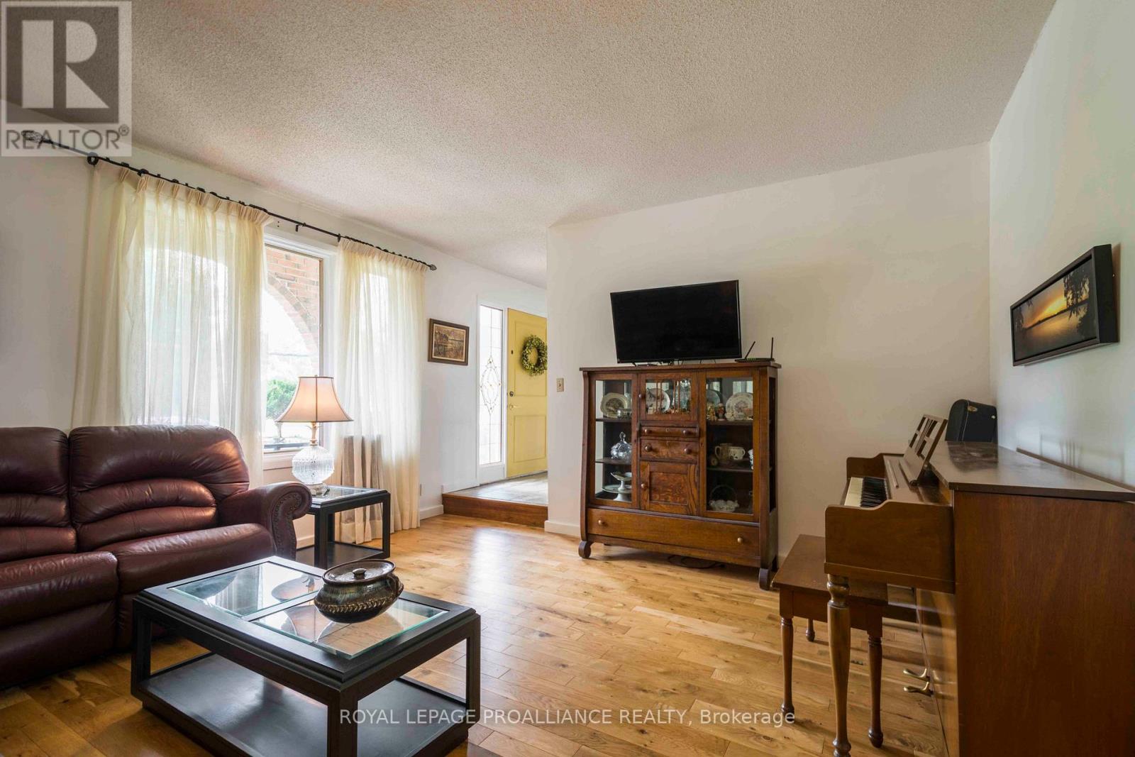 Lorem Ipsum Dolo, Quinte West, Ontario  K8R  - Photo 5 - DEMO29520421