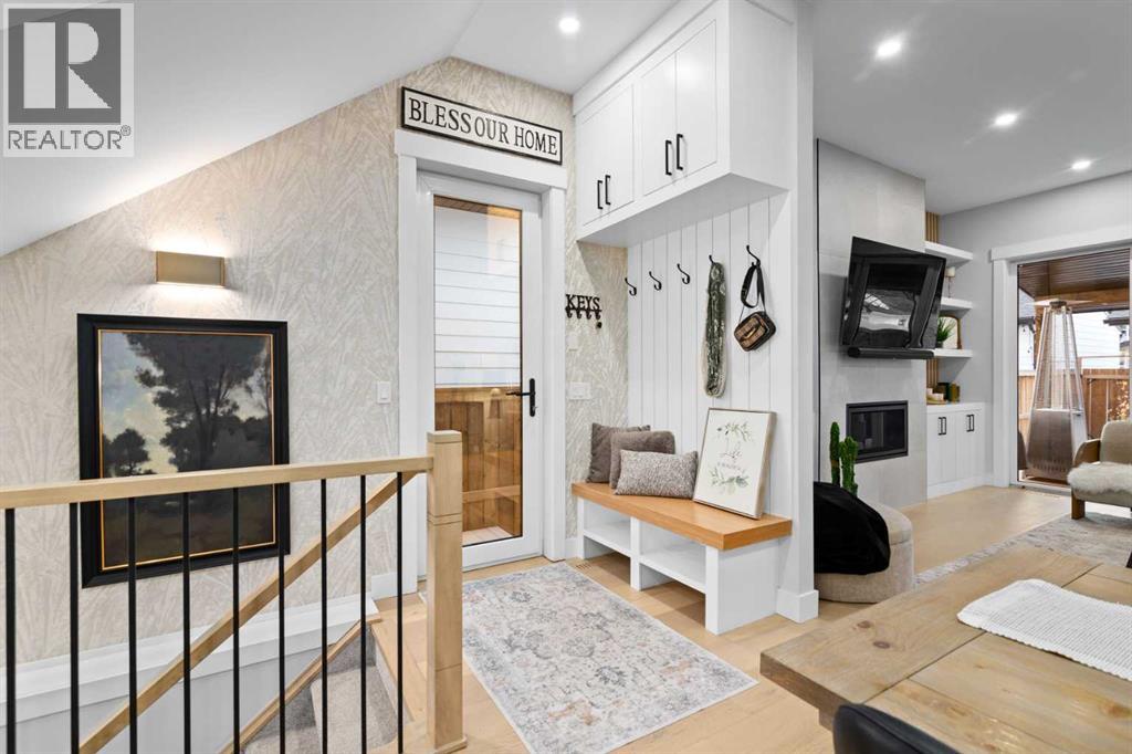 937 42 Street Sw, Calgary, Alberta  T3C 1Y9 - Photo 12 - A2277893