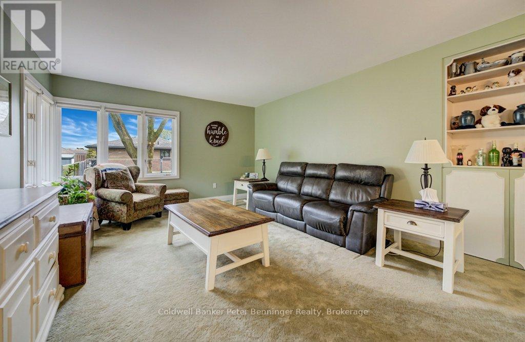 2 Mullen Drive, Brockton, Ontario  N0G 2V0 - Photo 5 - X12924762