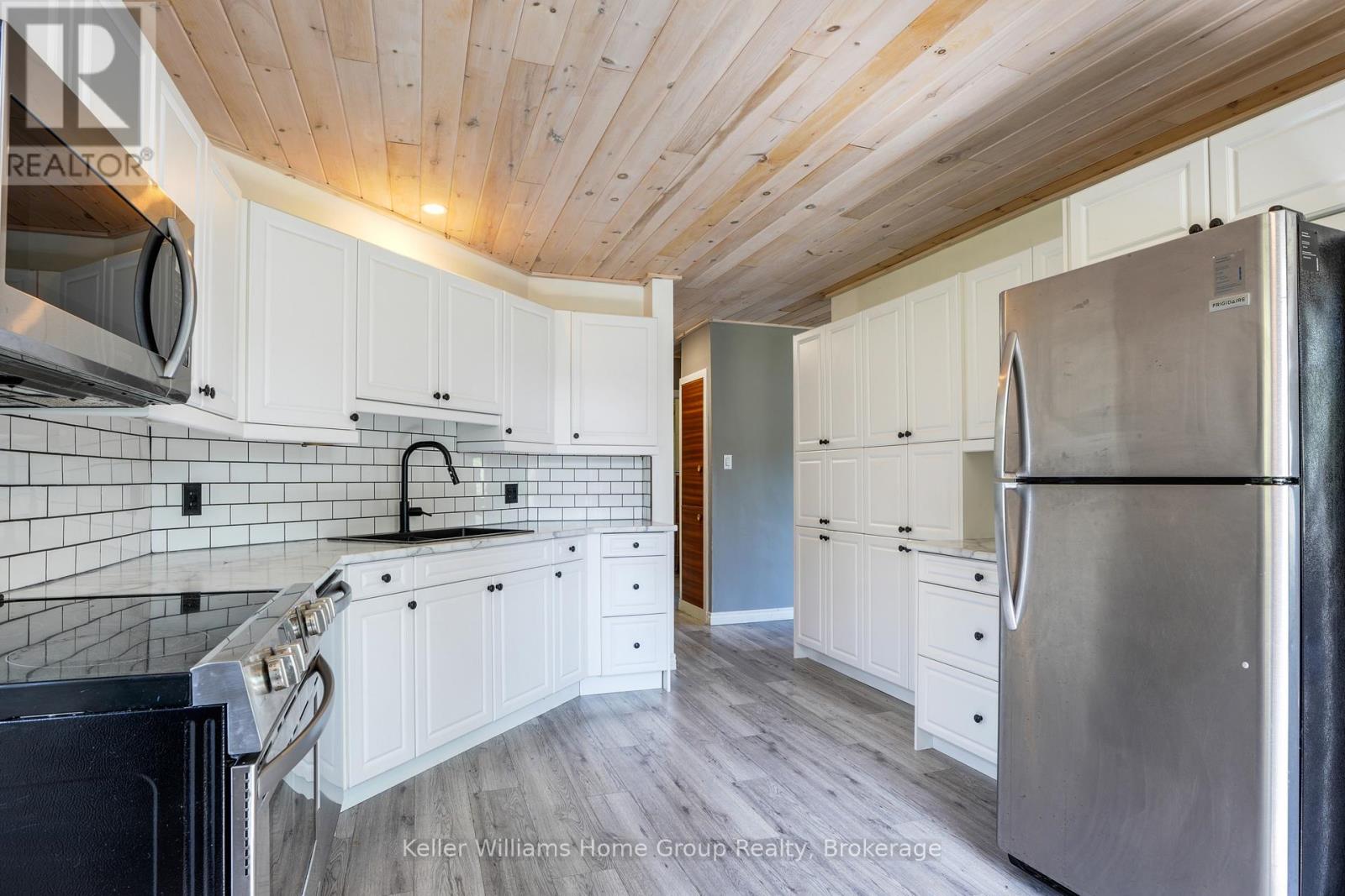 311 Chemaushgon Road, Bancroft (Bancroft Ward), Ontario  K0L 1C0 - Photo 2 - X12924878