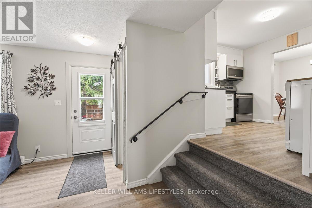 2 Juniper Place, Lambton Shores, Ontario  N0N 1J0 - Photo 13 - X12924618