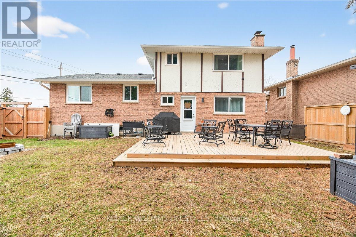 2 Juniper Place, Lambton Shores, Ontario  N0N 1J0 - Photo 32 - X12924618