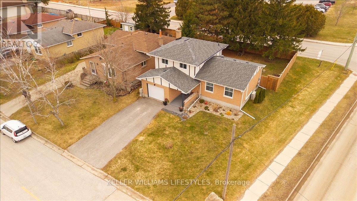 2 Juniper Place, Lambton Shores, Ontario  N0N 1J0 - Photo 36 - X12924618