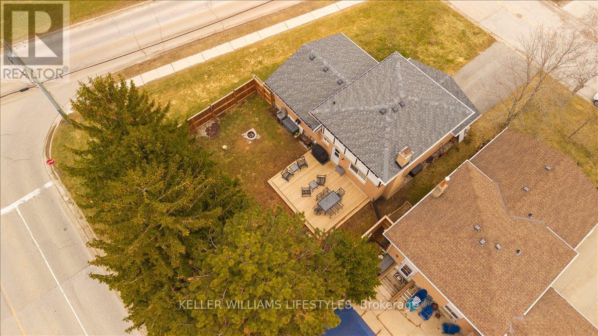 2 Juniper Place, Lambton Shores, Ontario  N0N 1J0 - Photo 41 - X12924618