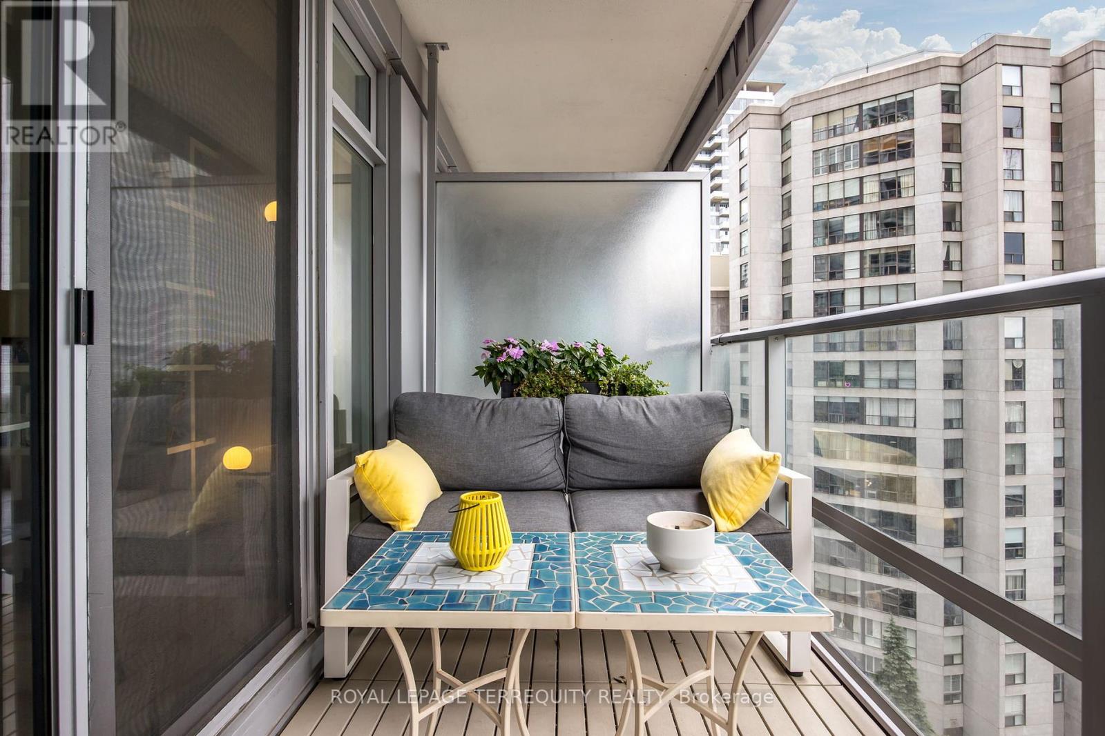 1004 - 2191 Yonge Street, Toronto, Ontario  M4S 3H8 - Photo 22 - C12924644