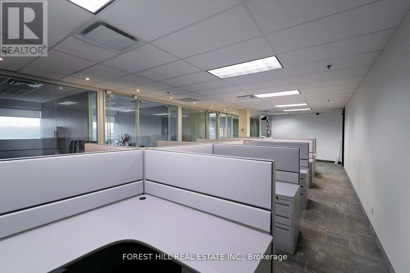 200 - 23 Lesmill Road, Toronto, Ontario  M3B 3P6 - Photo 22 - C12924752