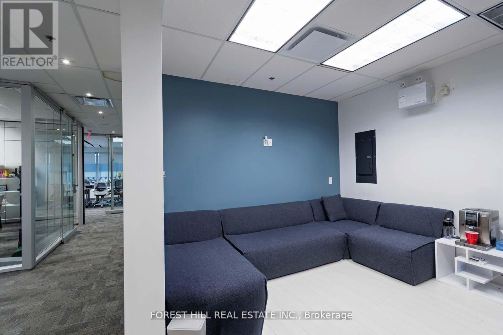 200 - 23 Lesmill Road, Toronto, Ontario  M3B 3P6 - Photo 46 - C12924752