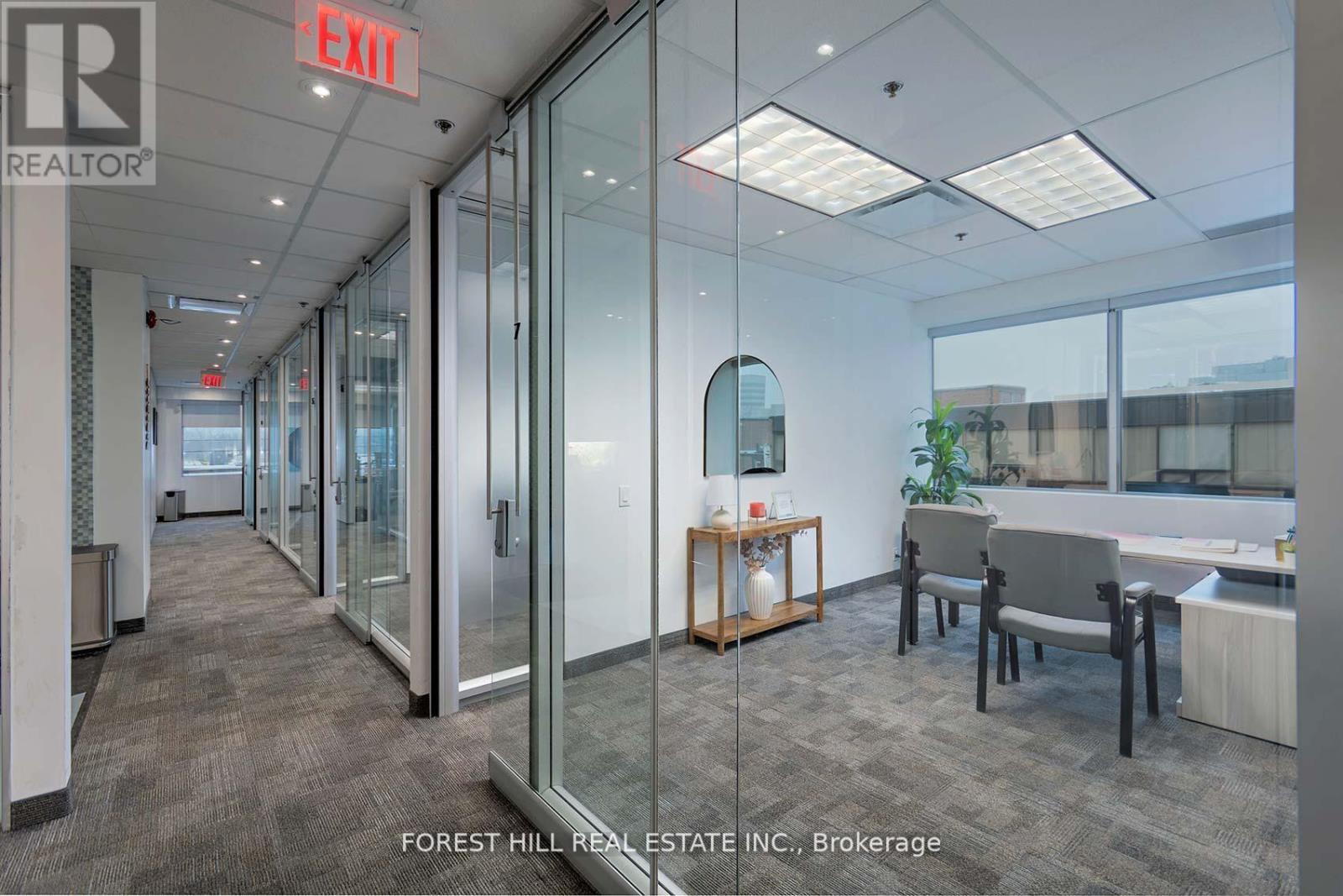 200 - 23 Lesmill Road, Toronto, Ontario  M3B 3P6 - Photo 47 - C12924752