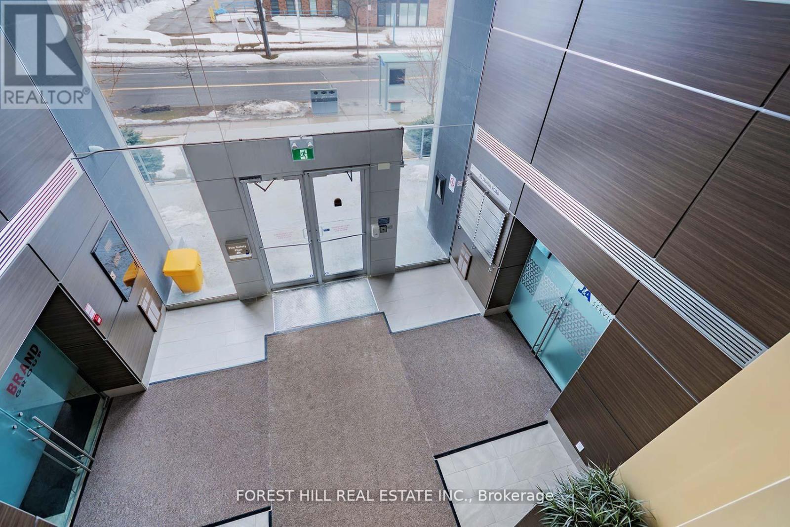 200 - 23 Lesmill Road, Toronto, Ontario  M3B 3P6 - Photo 5 - C12924752