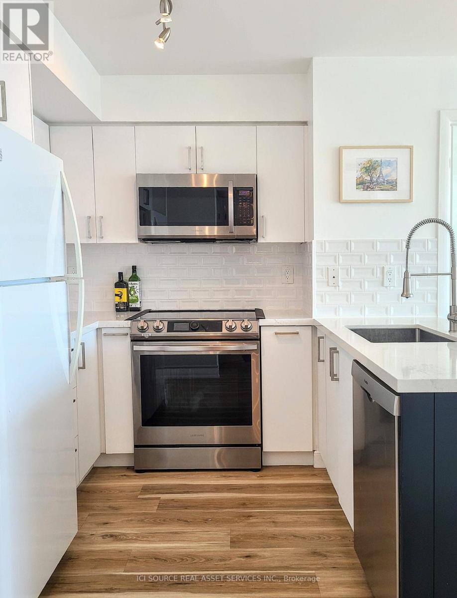 611 - 219 Fort York Boulevard, Toronto, Ontario  M5V 1B1 - Photo 4 - C12924758