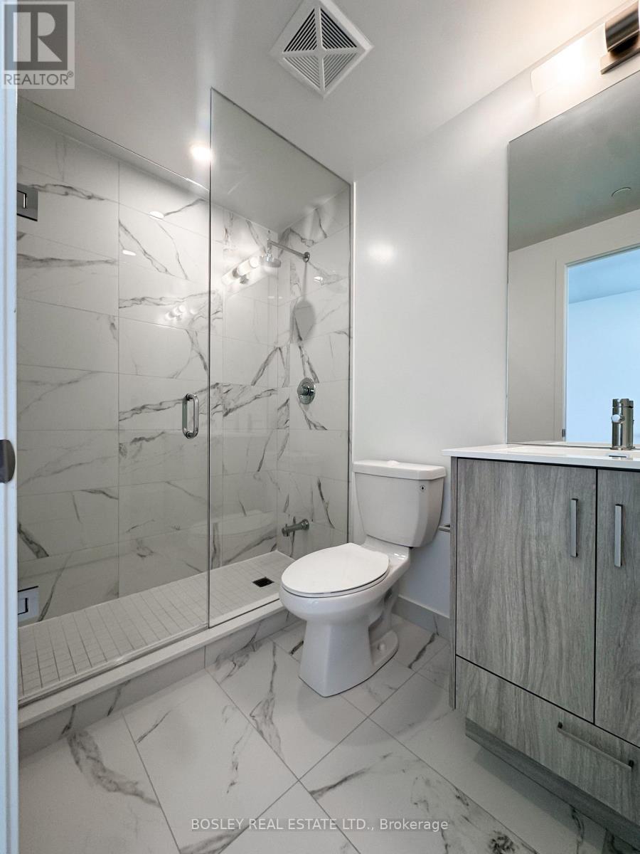 3206 - 180 Front Street E, Toronto (Moss Park), Ontario  M5A 2P5 - Photo 11 - C12924766