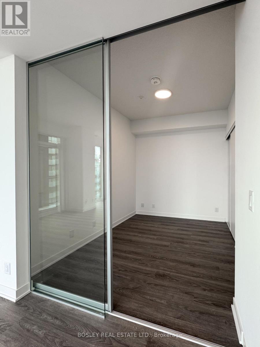 3206 - 180 Front Street E, Toronto (Moss Park), Ontario  M5A 2P5 - Photo 18 - C12924766