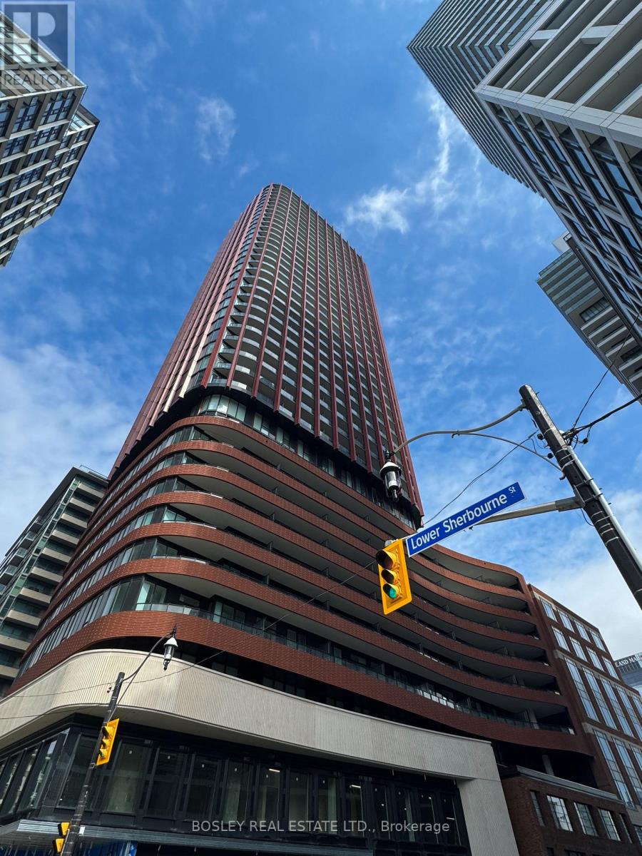 3206 - 180 Front Street E, Toronto (Moss Park), Ontario  M5A 2P5 - Photo 30 - C12924766