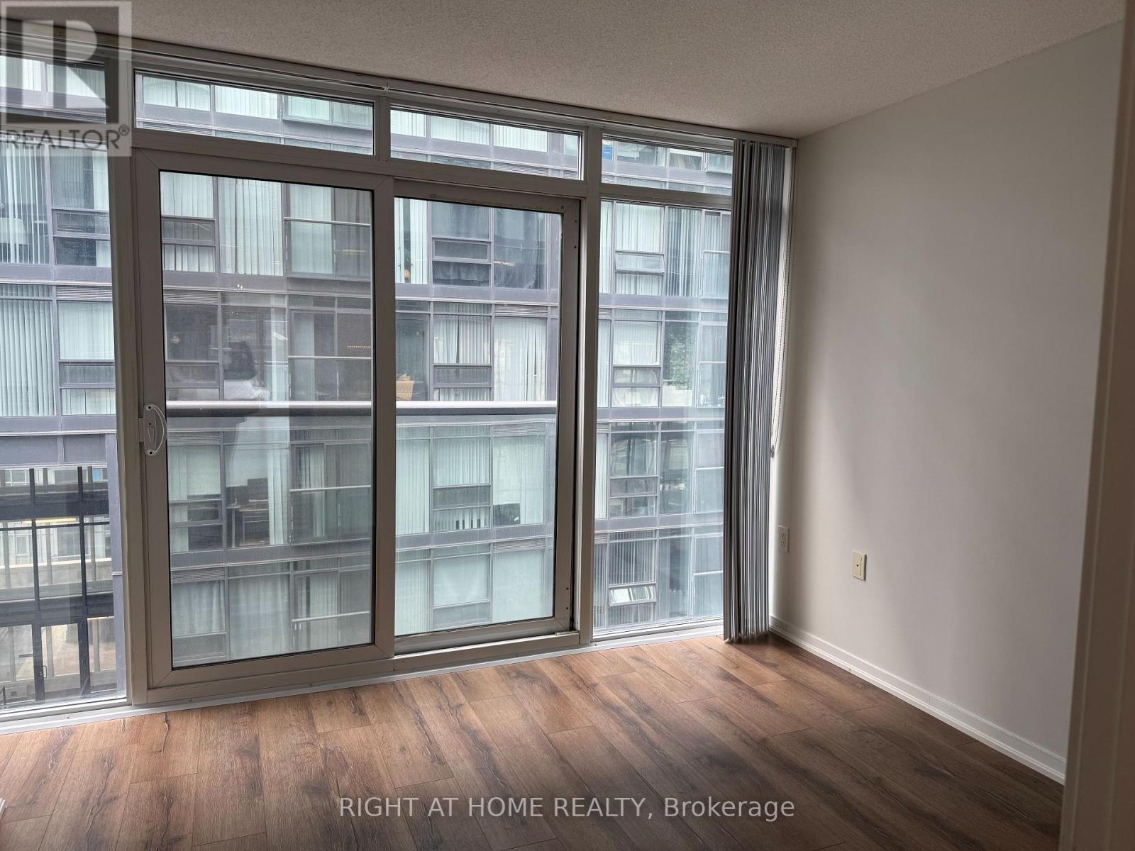 1205e - 36 Lisgar Street, Toronto, Ontario  M6J 0C7 - Photo 11 - C12924770