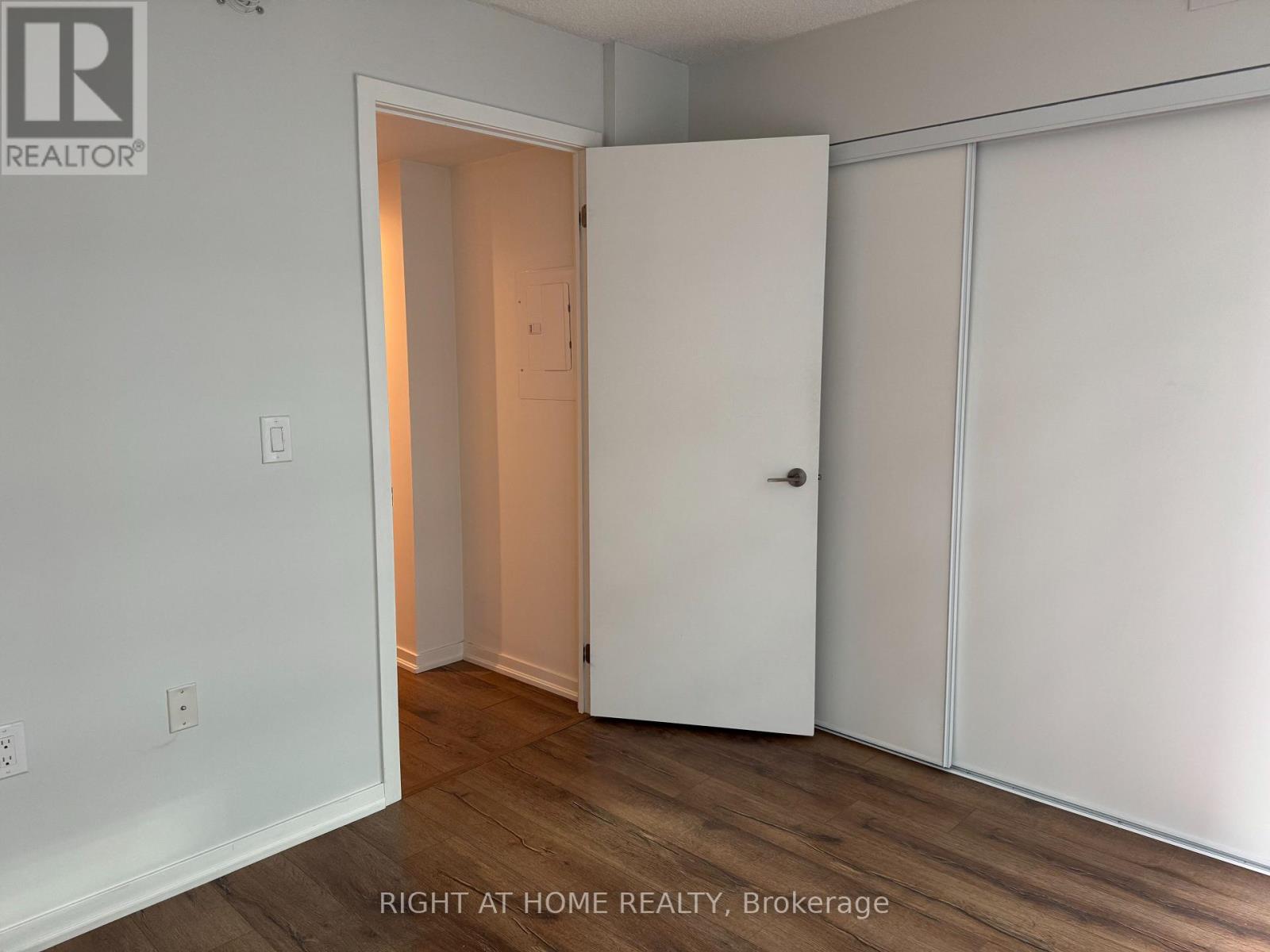 1205e - 36 Lisgar Street, Toronto, Ontario  M6J 0C7 - Photo 12 - C12924770