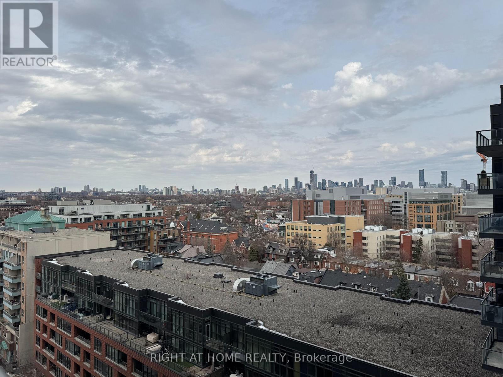 1205e - 36 Lisgar Street, Toronto, Ontario  M6J 0C7 - Photo 3 - C12924770