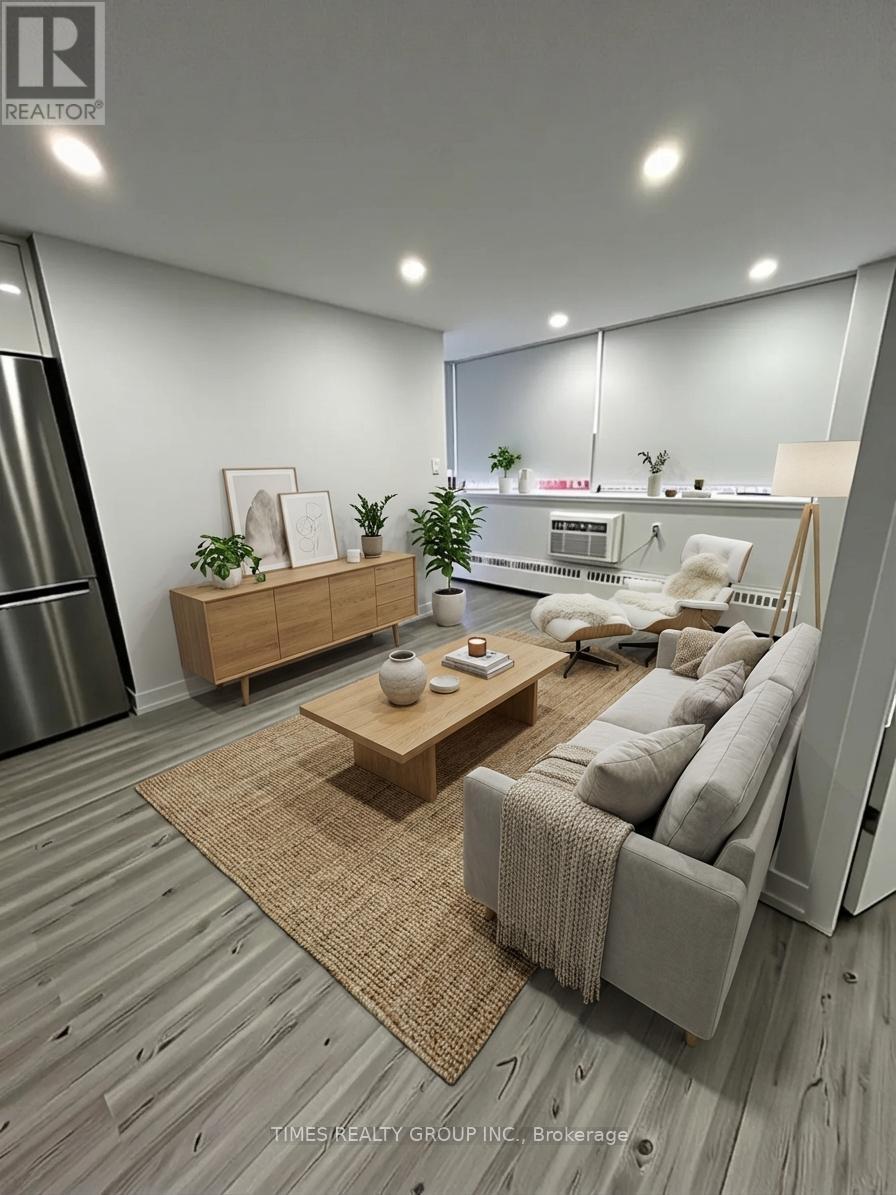 101 - 15 WALMER ROAD, Toronto, Ontario