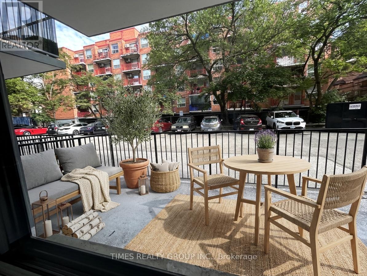 101 - 15 Walmer Road, Toronto, Ontario  M5R 2X1 - Photo 8 - C12924902