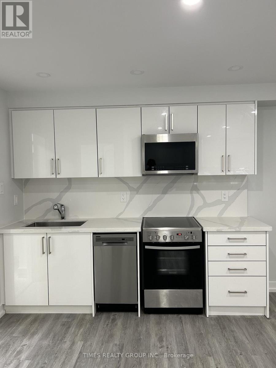 101 - 15 Walmer Road, Toronto, Ontario  M5R 2X1 - Photo 9 - C12924902