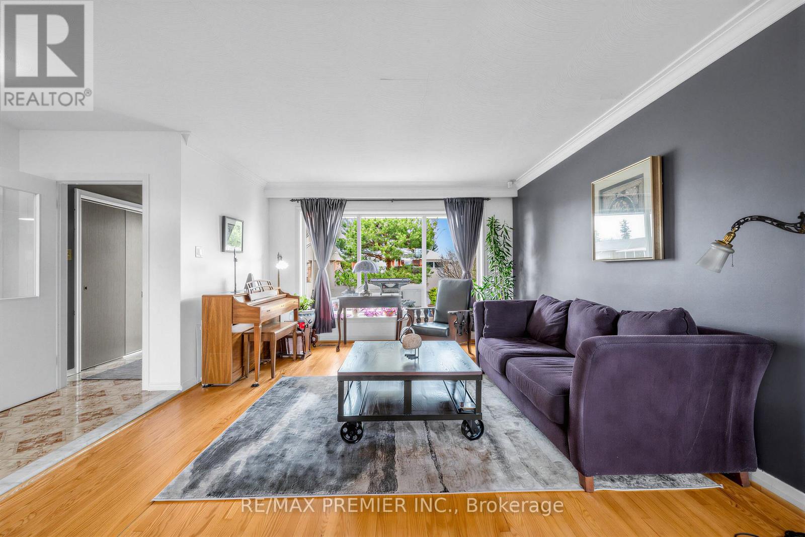 141 Clifton Avenue, Toronto, Ontario  M3H 4L4 - Photo 6 - C12924928