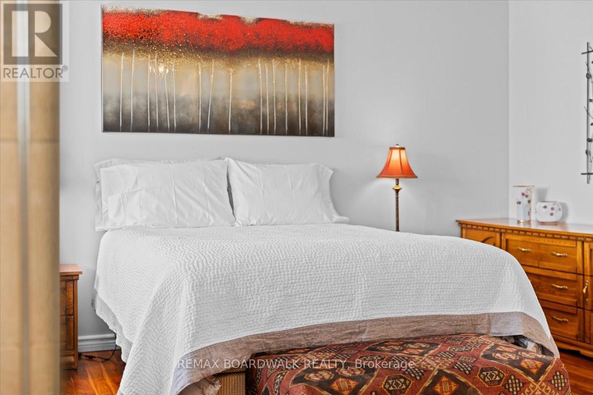 6355 Sablewood Place, Ottawa, Ontario  K1C 7M3 - Photo 23 - X12924612