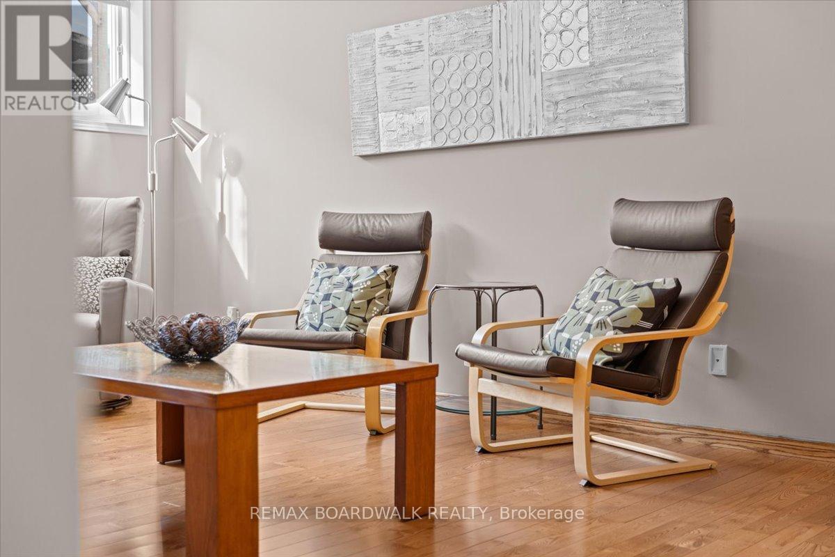 6355 Sablewood Place, Ottawa, Ontario  K1C 7M3 - Photo 33 - X12924612