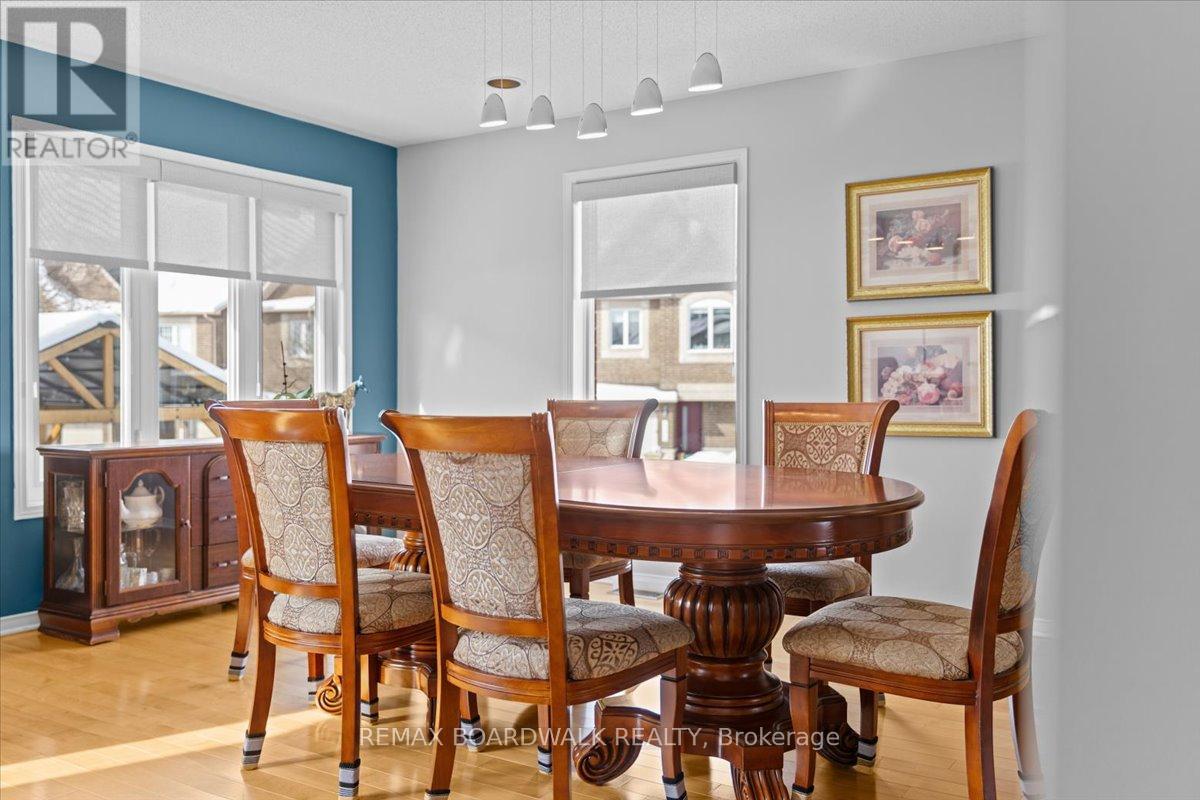 6355 Sablewood Place, Ottawa, Ontario  K1C 7M3 - Photo 7 - X12924612