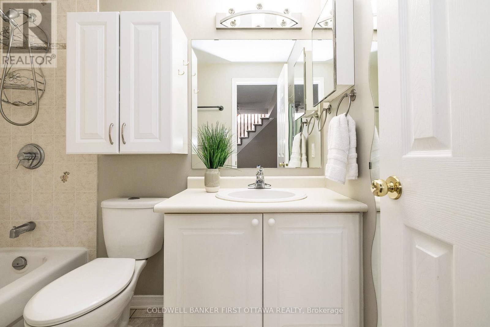 92 Deerfox Drive, Ottawa, Ontario  K2J 4W9 - Photo 37 - X12924658