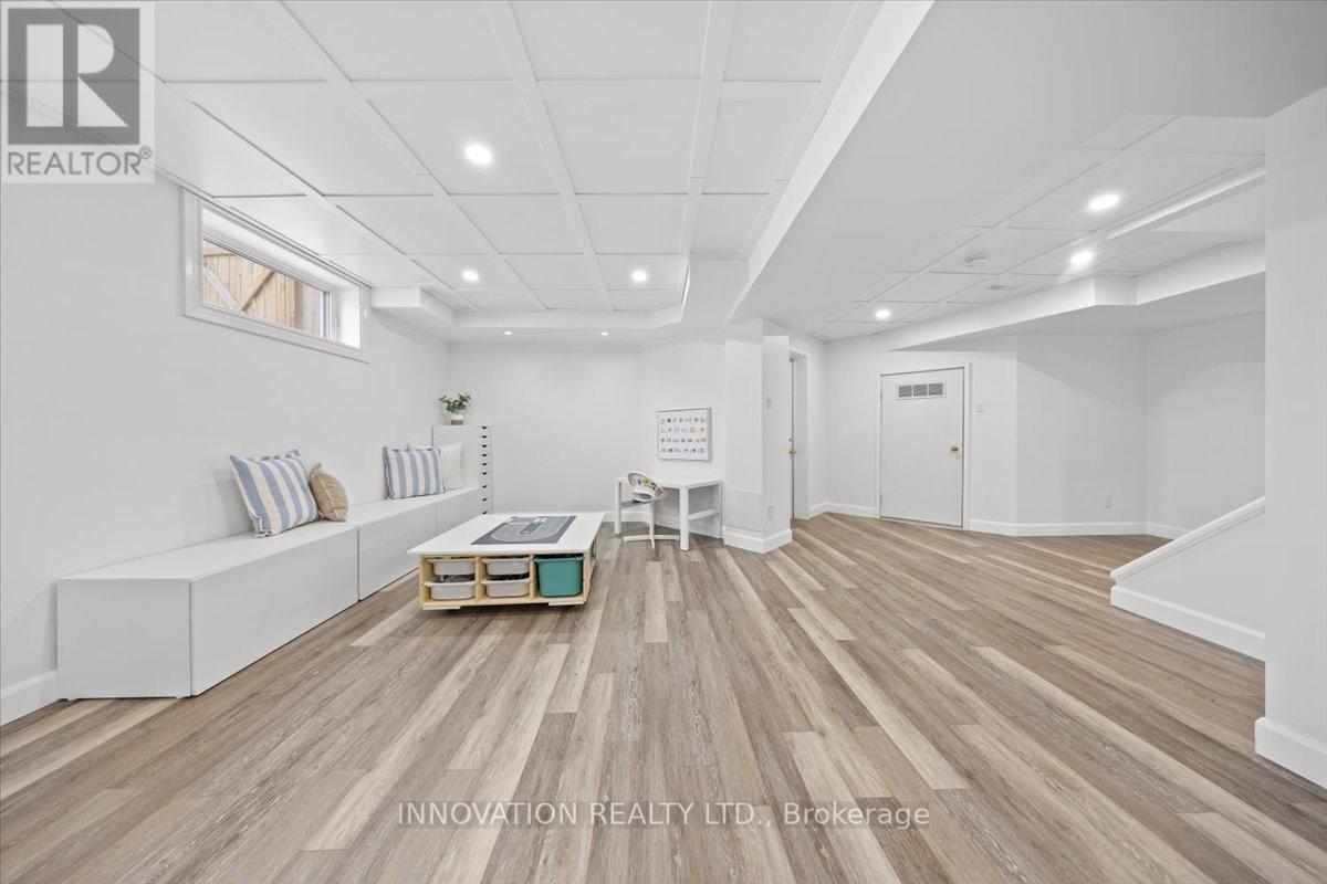 30 Fernbrook Place, Ottawa, Ontario  K2M 2L8 - Photo 25 - X12924702