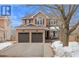 30 FERNBROOK PLACE, ottawa, Ontario