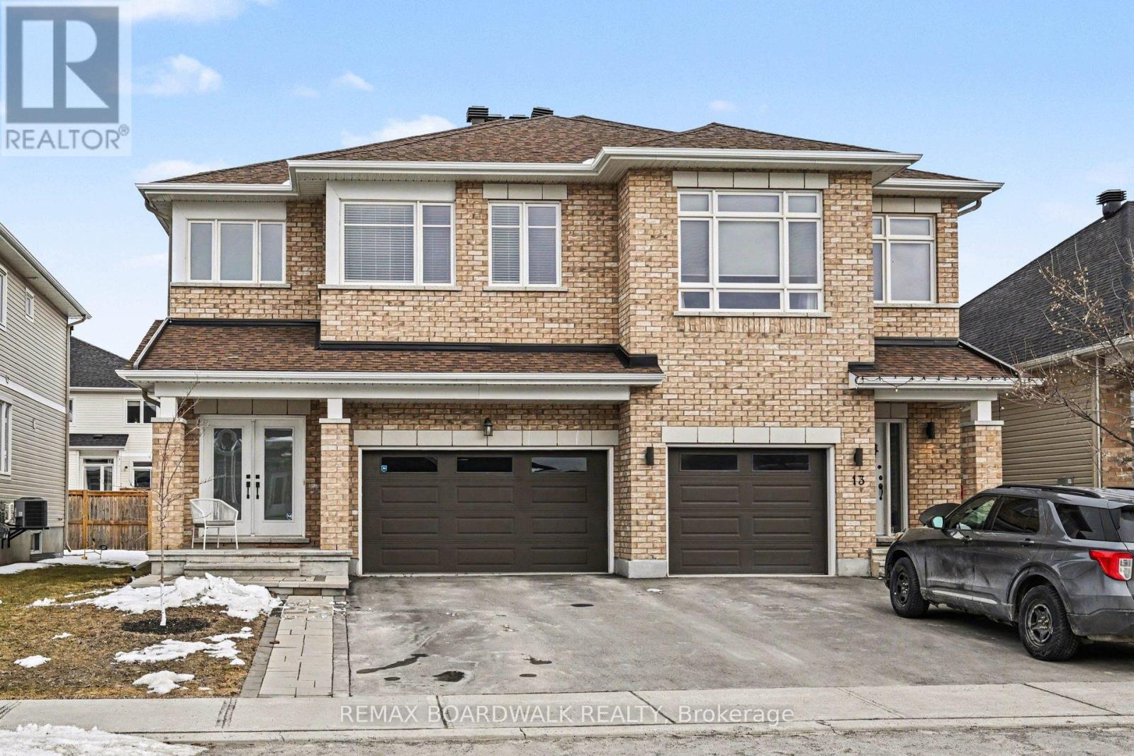 11 BORLAND DRIVE, Carleton Place, Ontario