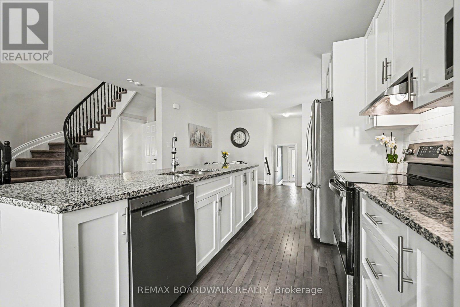 11 Borland Drive, Carleton Place, Ontario  K7C 0K7 - Photo 10 - X12924788