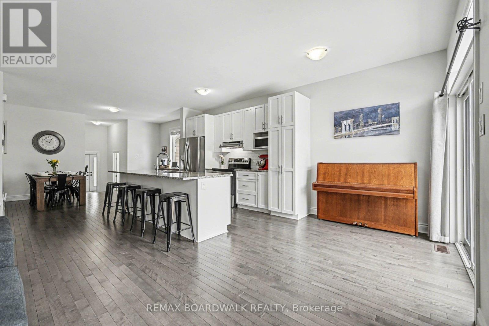 11 Borland Drive, Carleton Place, Ontario  K7C 0K7 - Photo 11 - X12924788