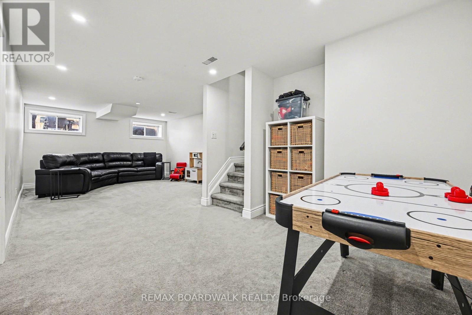 11 Borland Drive, Carleton Place, Ontario  K7C 0K7 - Photo 25 - X12924788