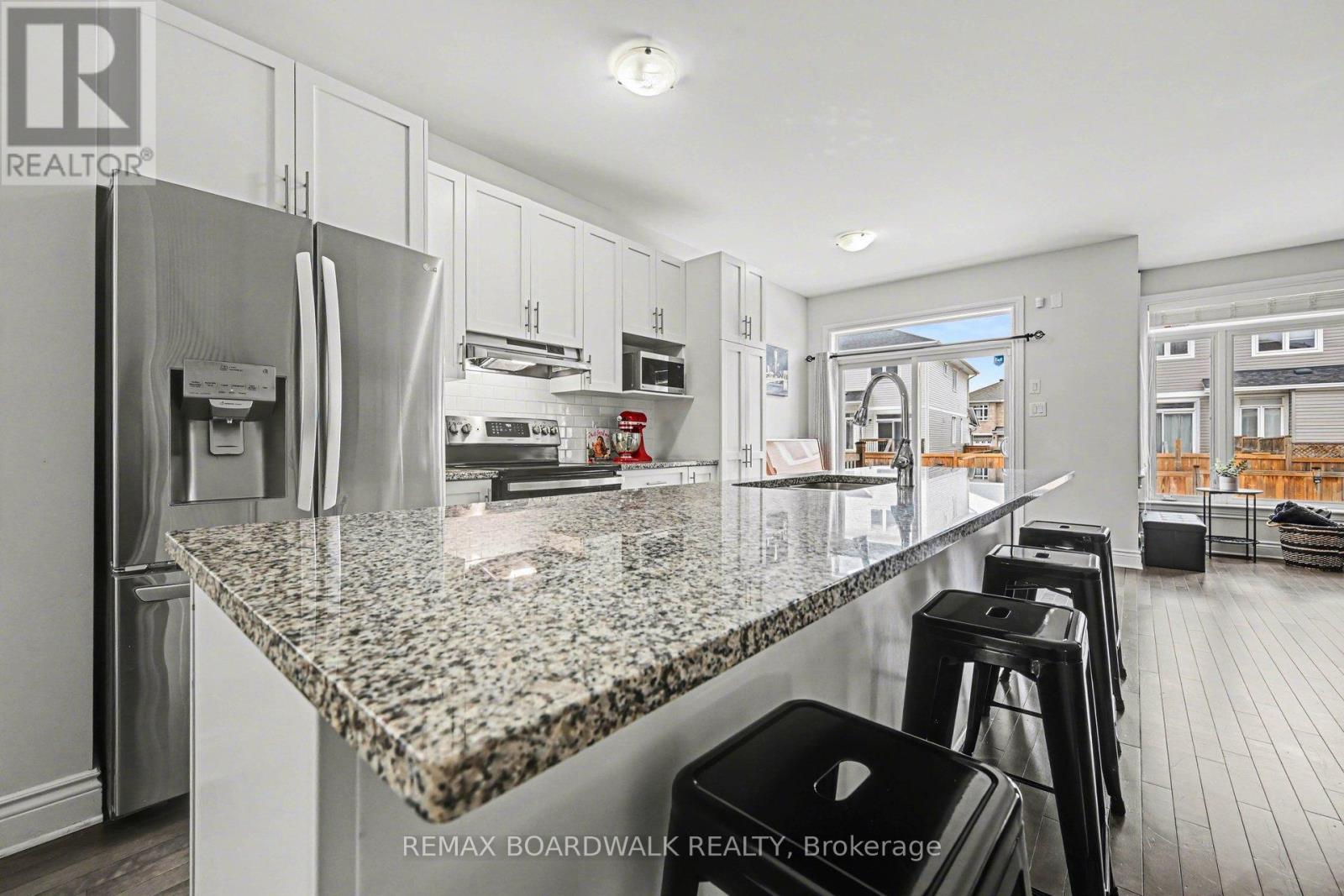 11 Borland Drive, Carleton Place, Ontario  K7C 0K7 - Photo 9 - X12924788