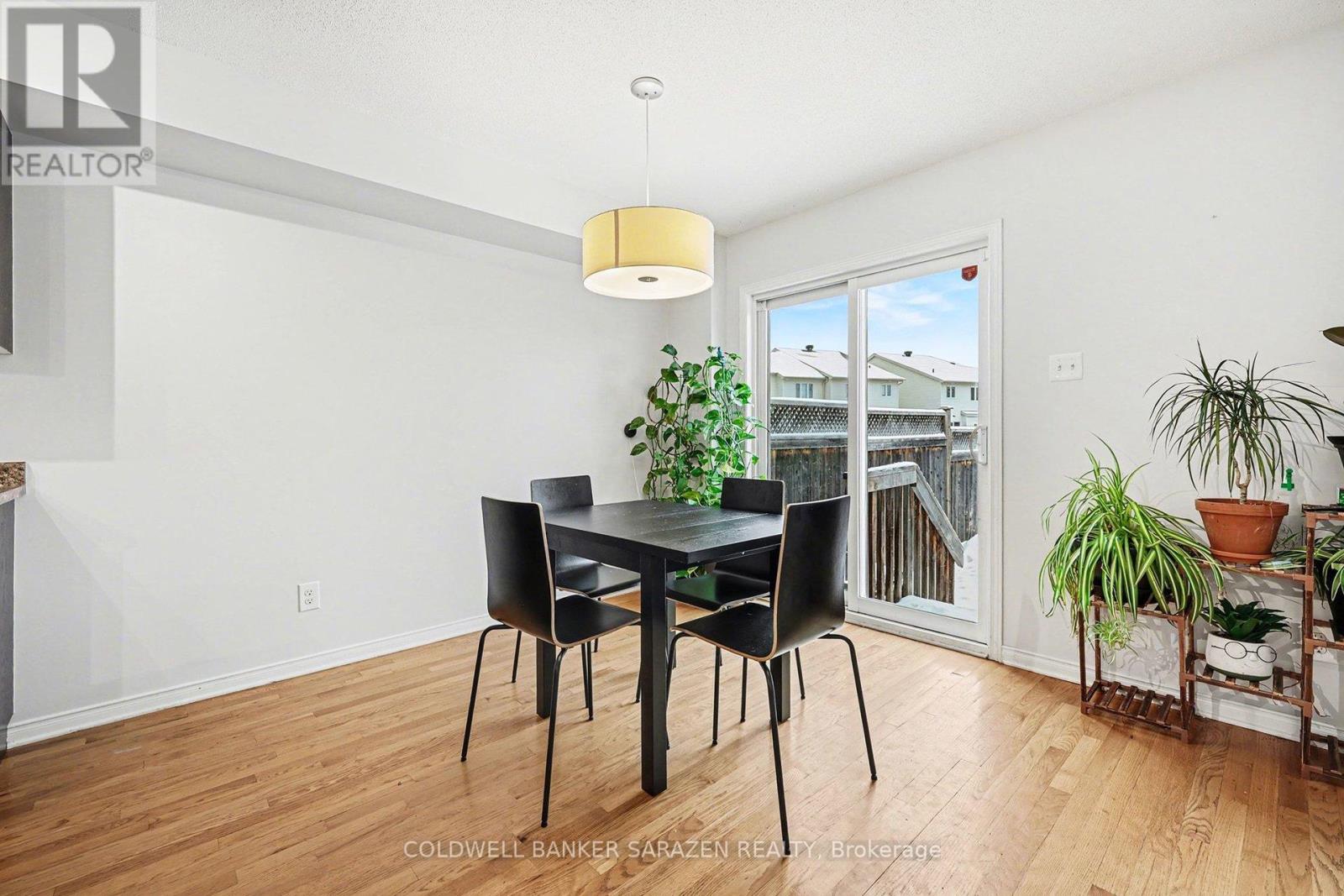 157 Lokoya Street, Ottawa, Ontario  K2S 0J5 - Photo 7 - X12924842